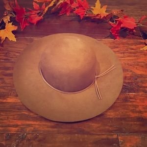 Nine West Tan Floppy Hat